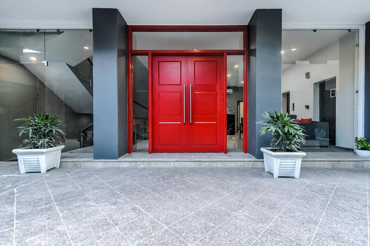 Oyo Townhouse 044 Sector 14 Gurugram Hotel Gurgaon Exterior photo